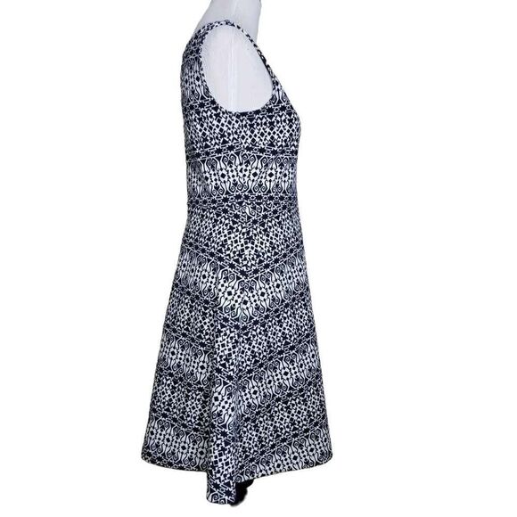 Talbots A Line Knit Geometric Sleeveless Dress Navy White Small - Picture 3 of 15